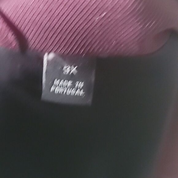 Away Travel The Roundtrip Blazer  In Color Wine - Picture 8 of 8